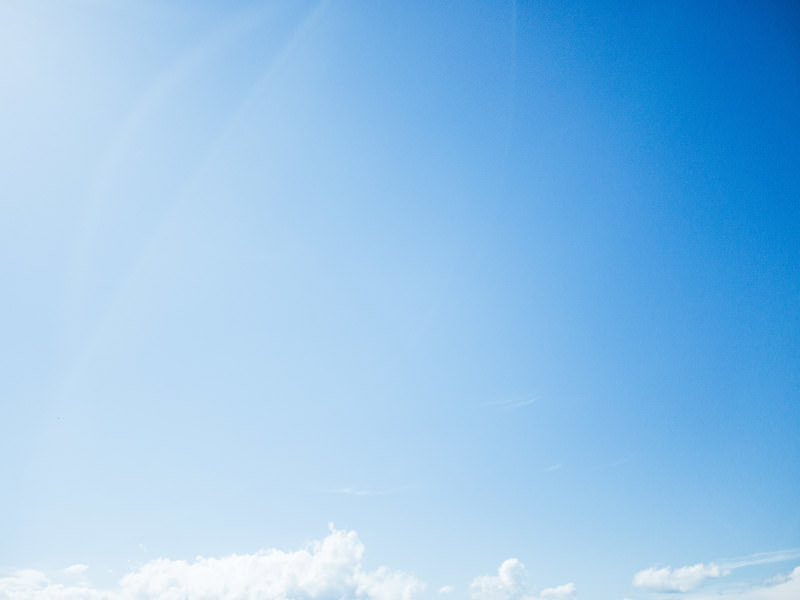 暑い夏空